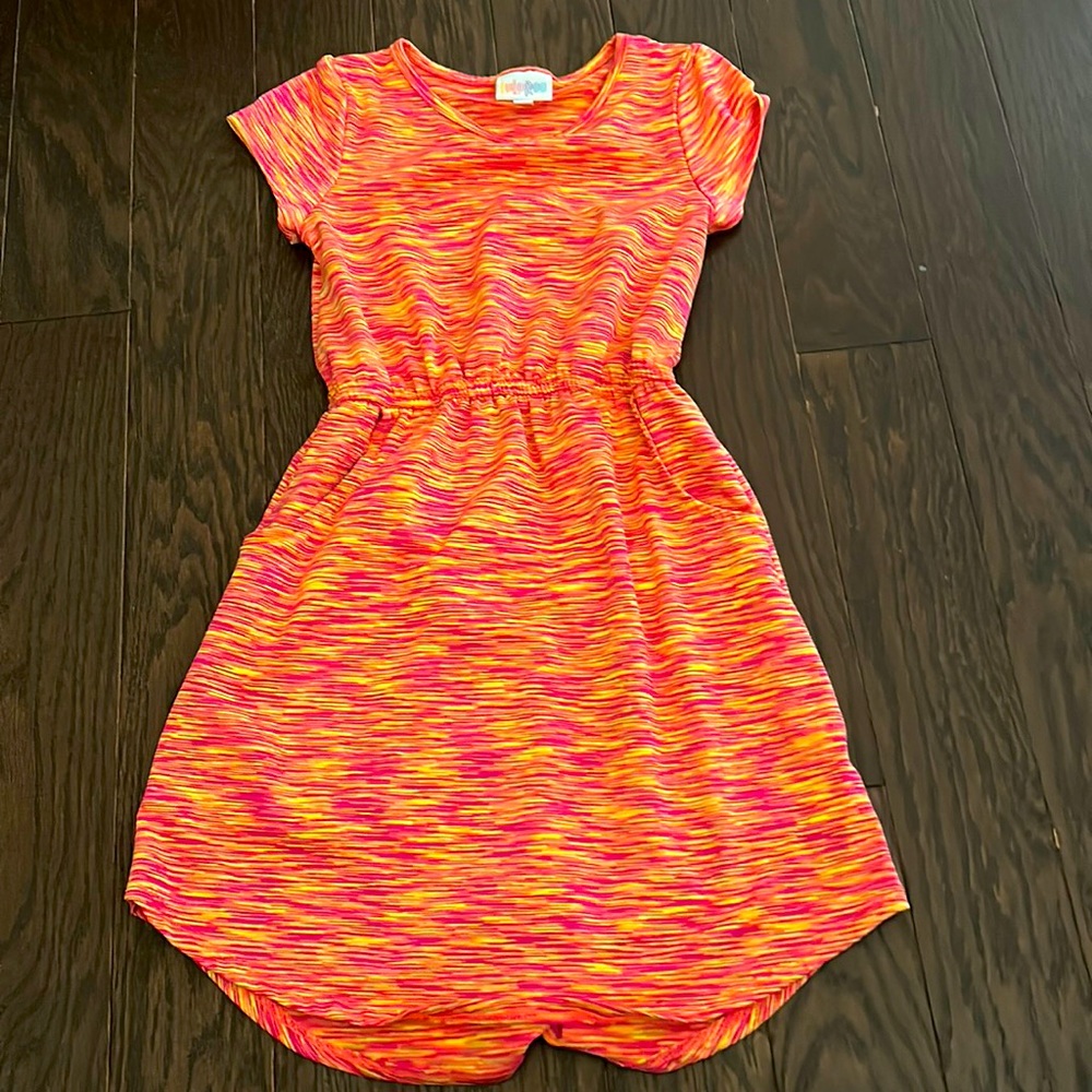 Girls dress